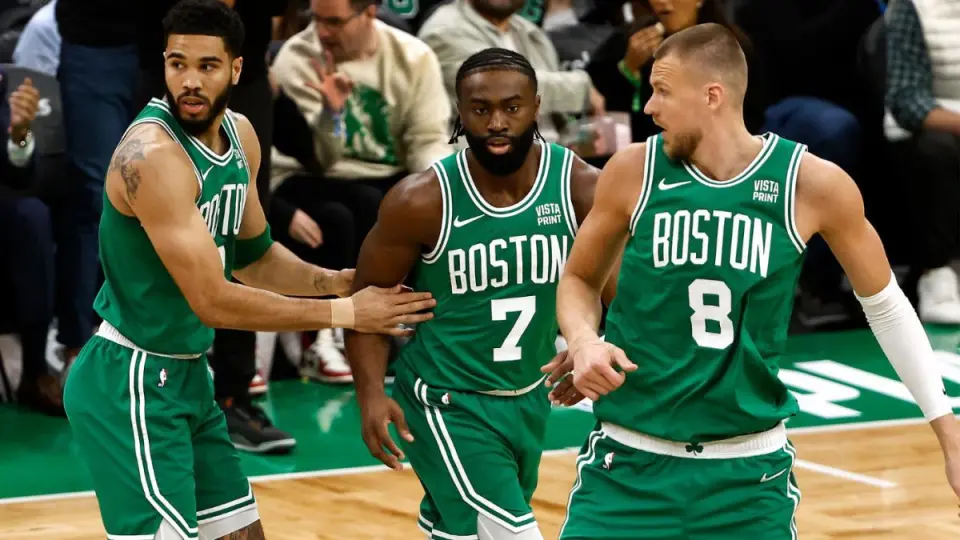 NBA 凯尔特人队：冠军荣耀与篮球魅力的传奇之旅